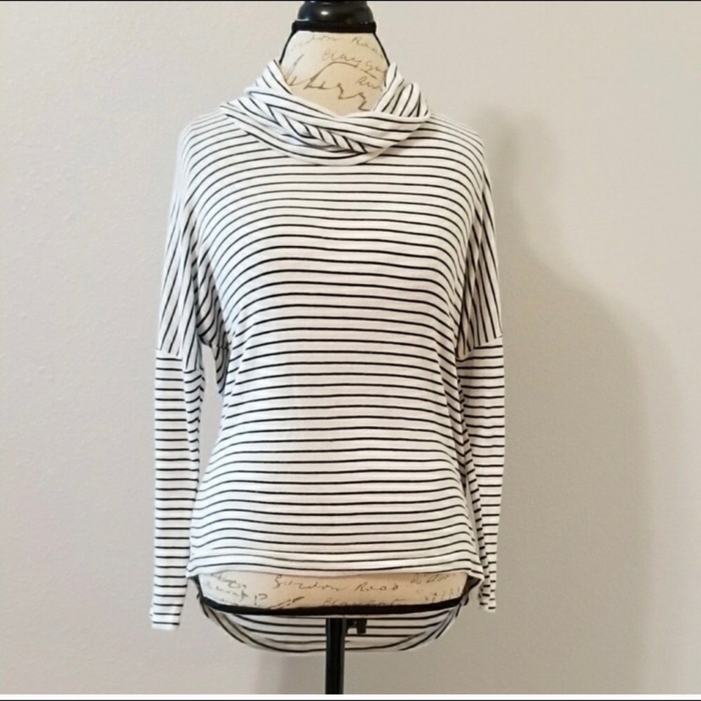 Women’s stripe Cowl neck bat wing long sleeve